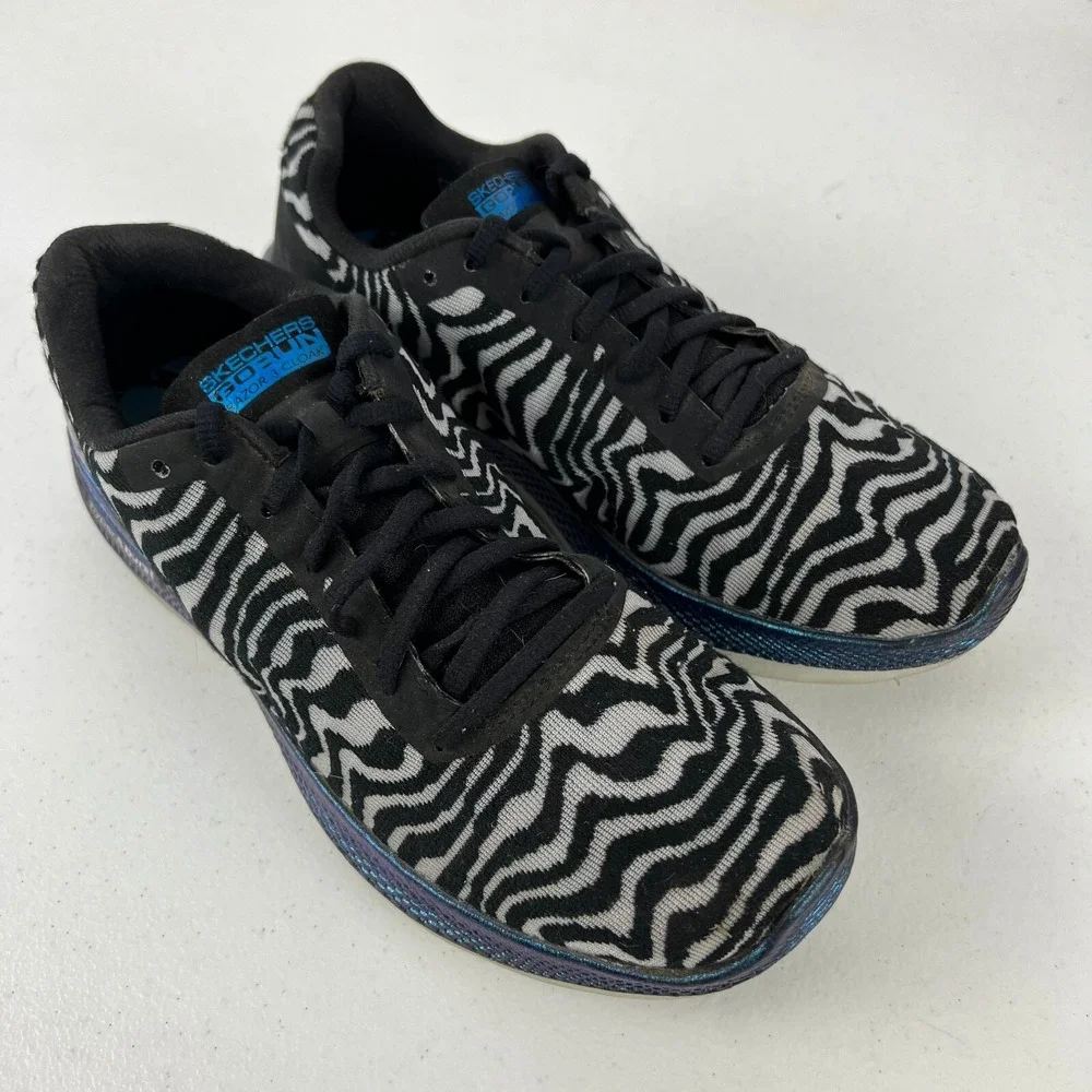 Skechers Go Run Razor 3 Cloak Running Shoes Womens 6 Black Zebra Lace Up Low Top